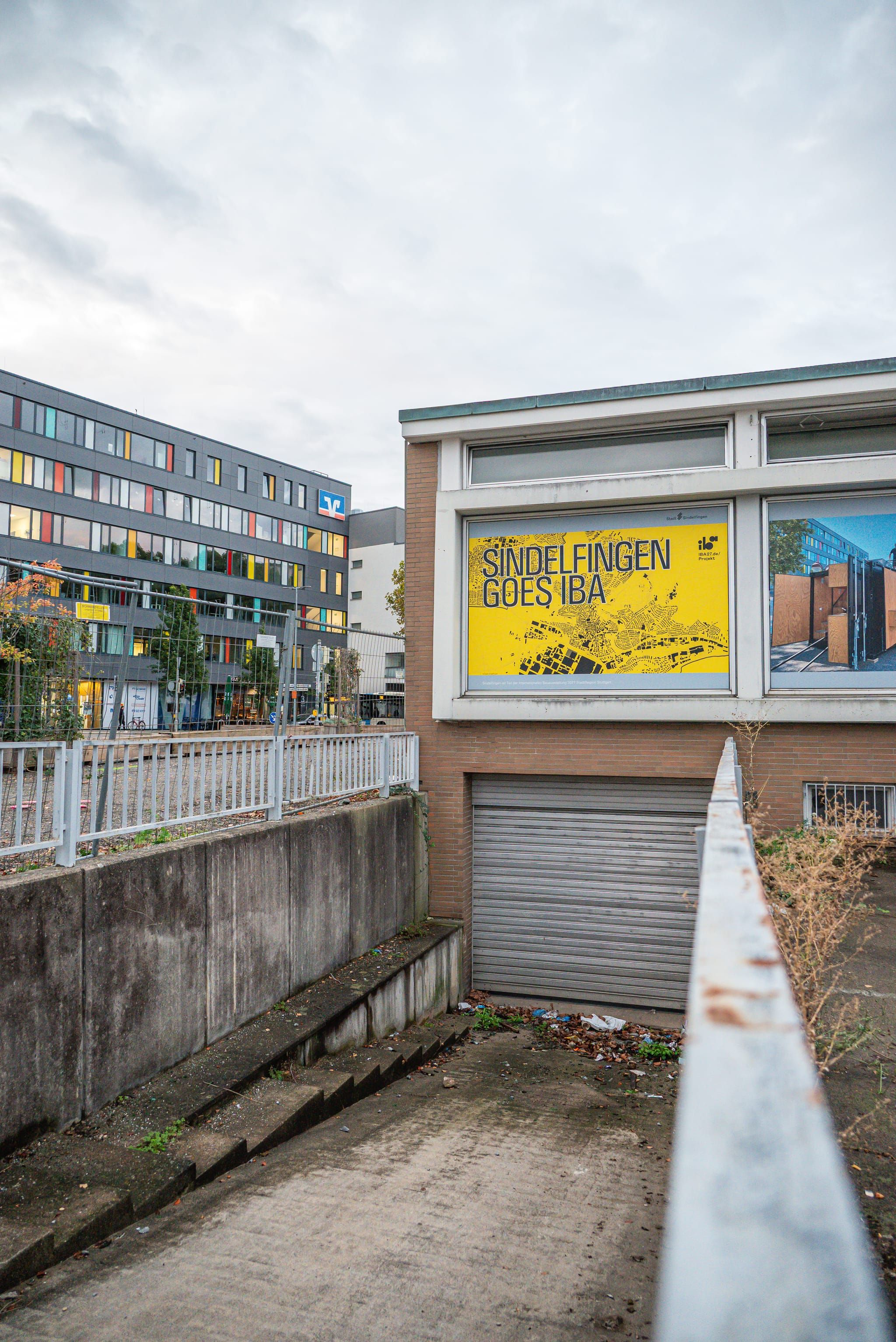 Ein- und Ausfahrt der Tiefgarage.