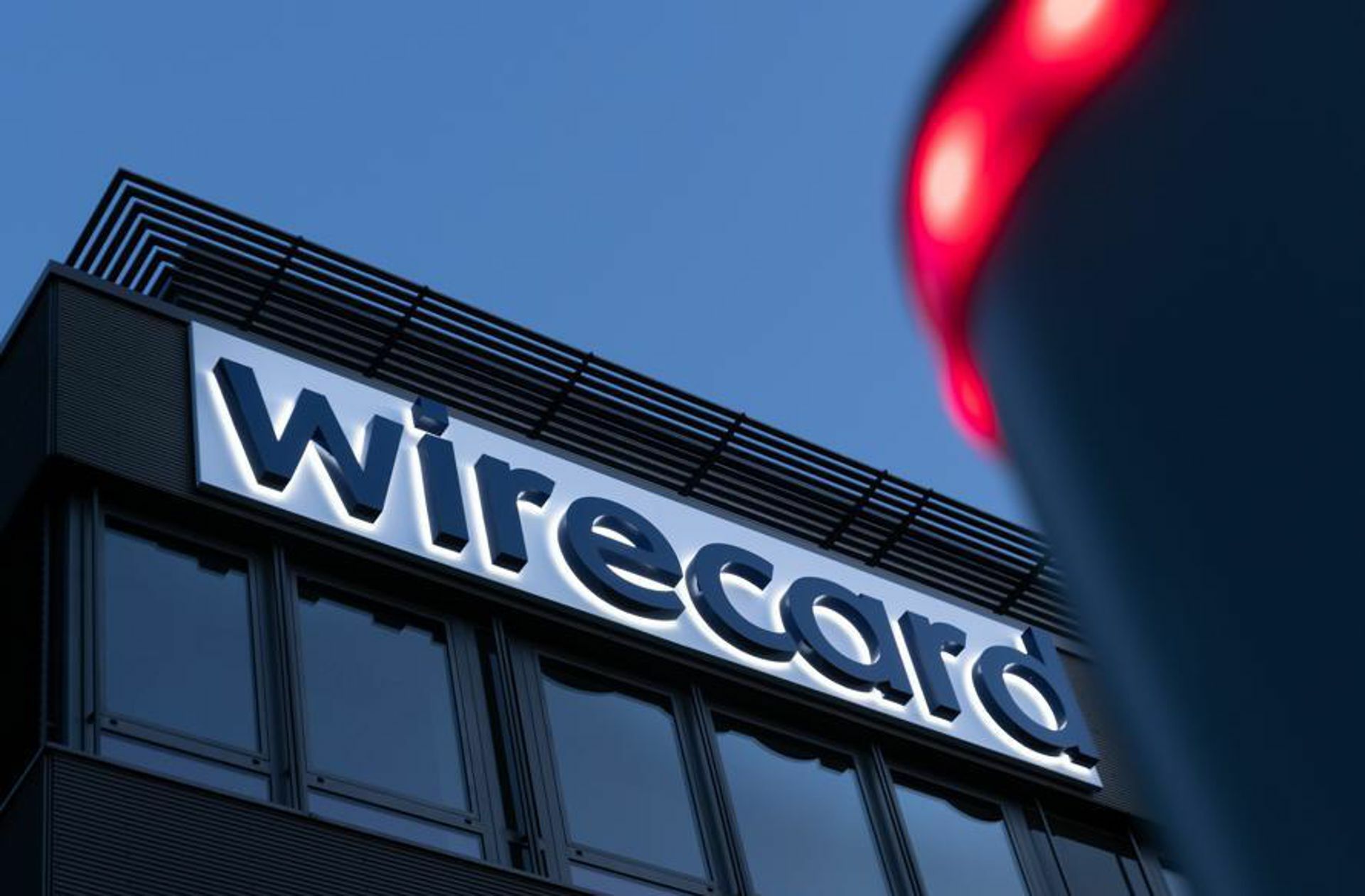 Auch die Büroausstattung des Skandal-Unternehmens Wirecard ist jetzt per Online-Auktion abgewickelt worden.