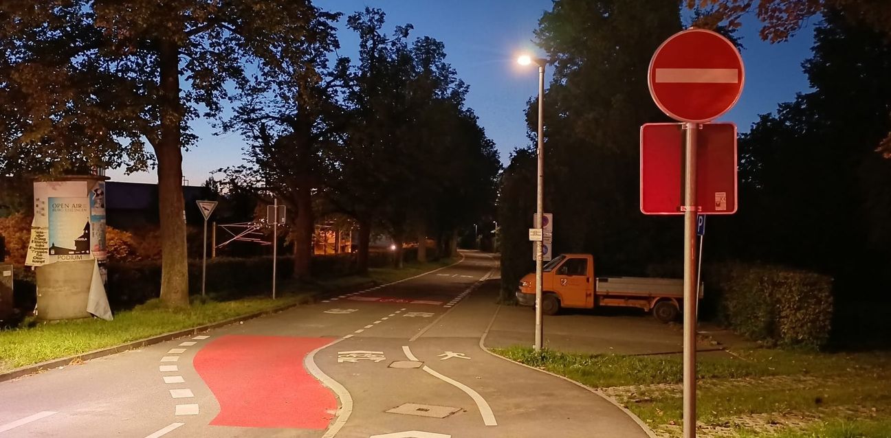 Das„Einfahrt verboten“-Schild vom Calwer Bogen kommend ärgert die Bewohner am meisten.