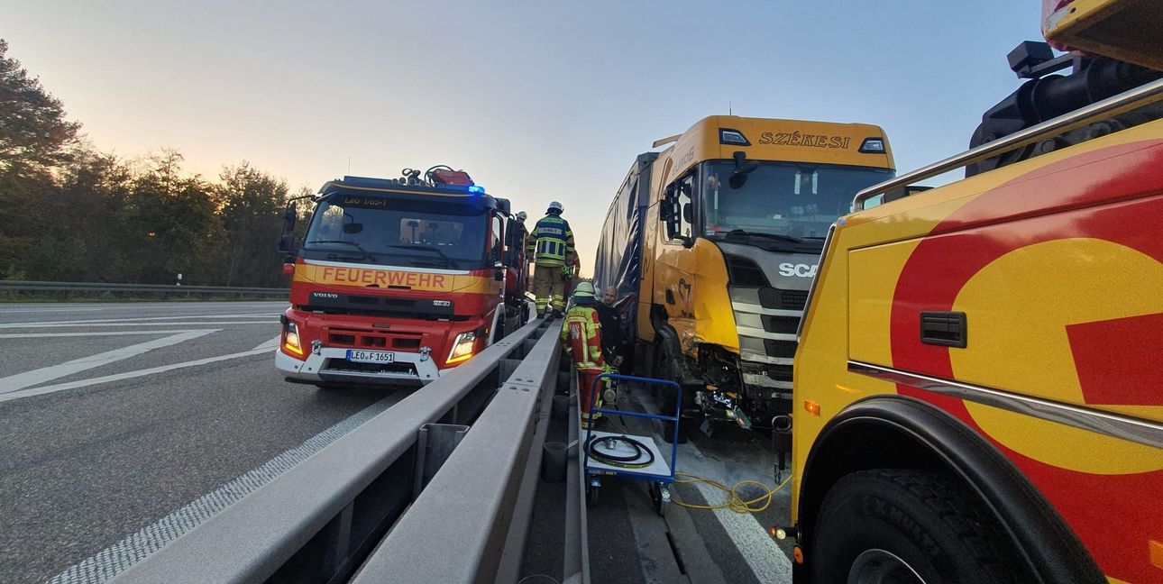 Nach dem Unfall staute sich der Verkehr bis zu 13 Kilometer.
