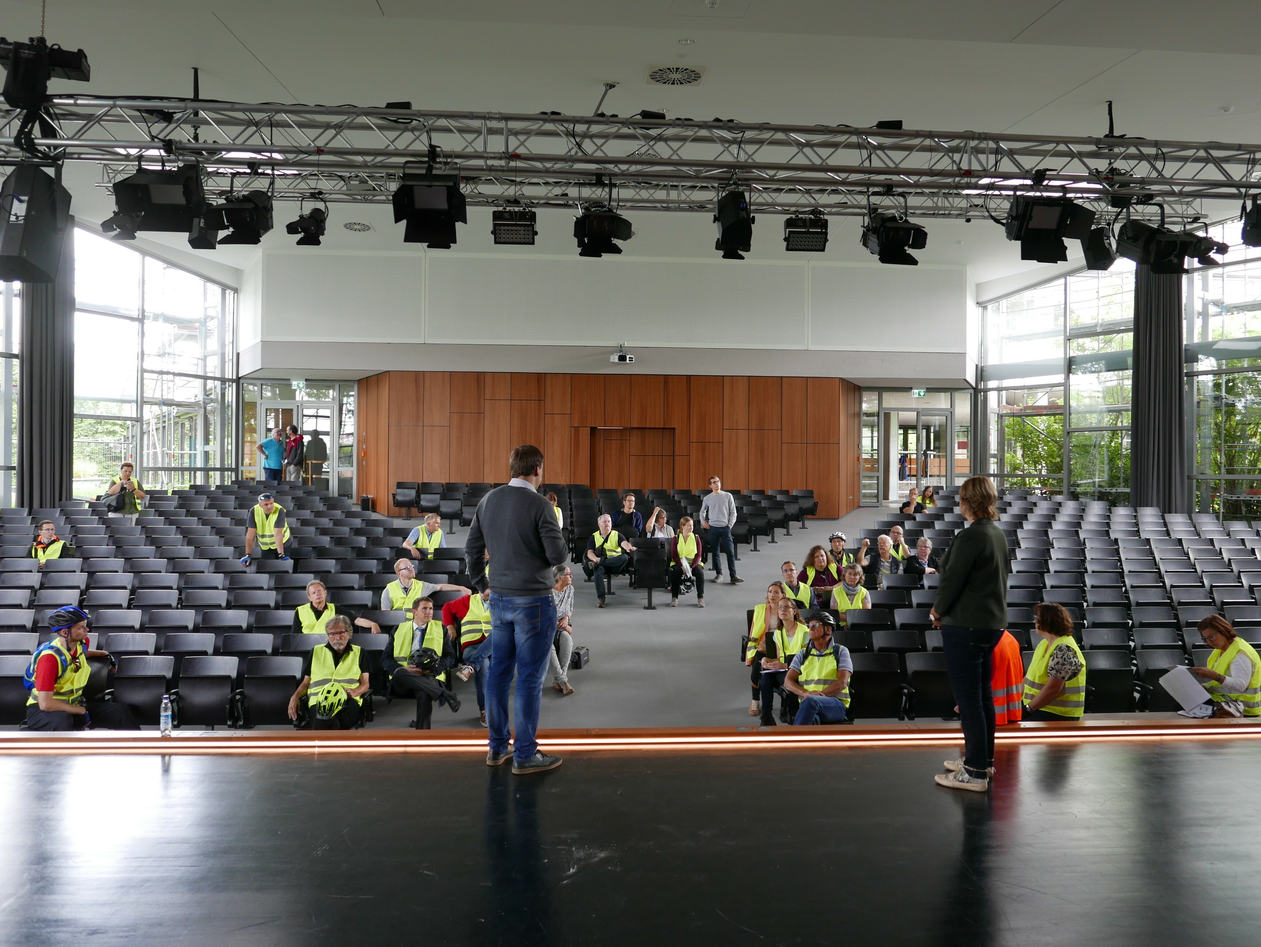 Bühne frei für die neue Aula des AEG. Bild: Jung