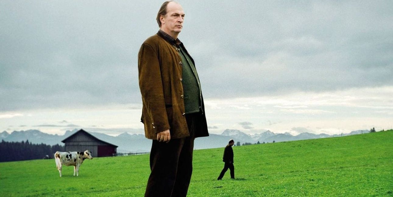 Herbert Knaup im Allgäu: „Milchgeld. Ein Kluftingerkrimi“.