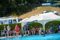 Hier darf es gerne kräftig spritzen: Splash Diving im Sindelfinger Freibad.