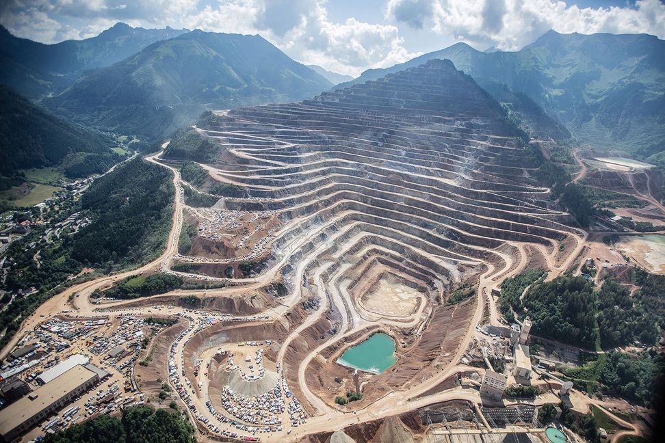 Serpentinen ohne Ende: Hier geht es hoch.        Bild: Red Bull Erzbergrodeo