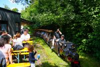 Der Dixieland-Express hat bei den Sindelfinger Dampfbahnfreunden erstmals seine Runden gedreht.