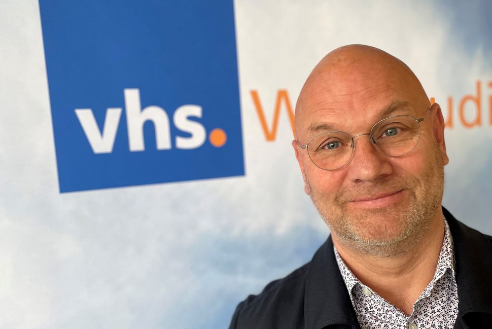 Dr. Christian Fiebig, Geschäftsführer der Volkshochschule Böbligen-Sindelfingen.   Bild: z