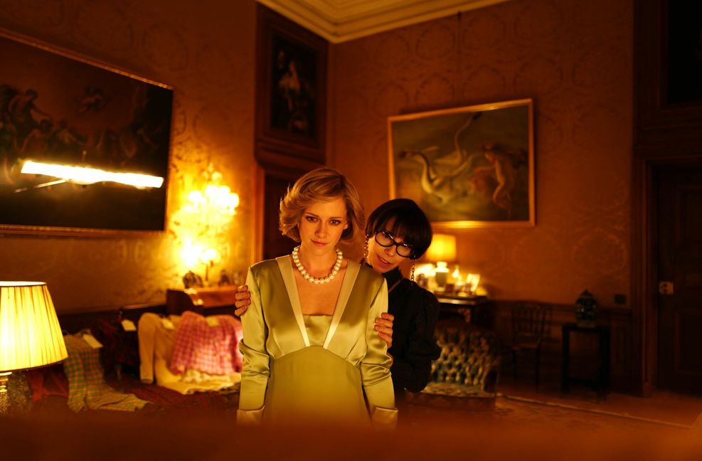 Kristen Stewart (links) als Diana, Sally Hawkins als Maggie