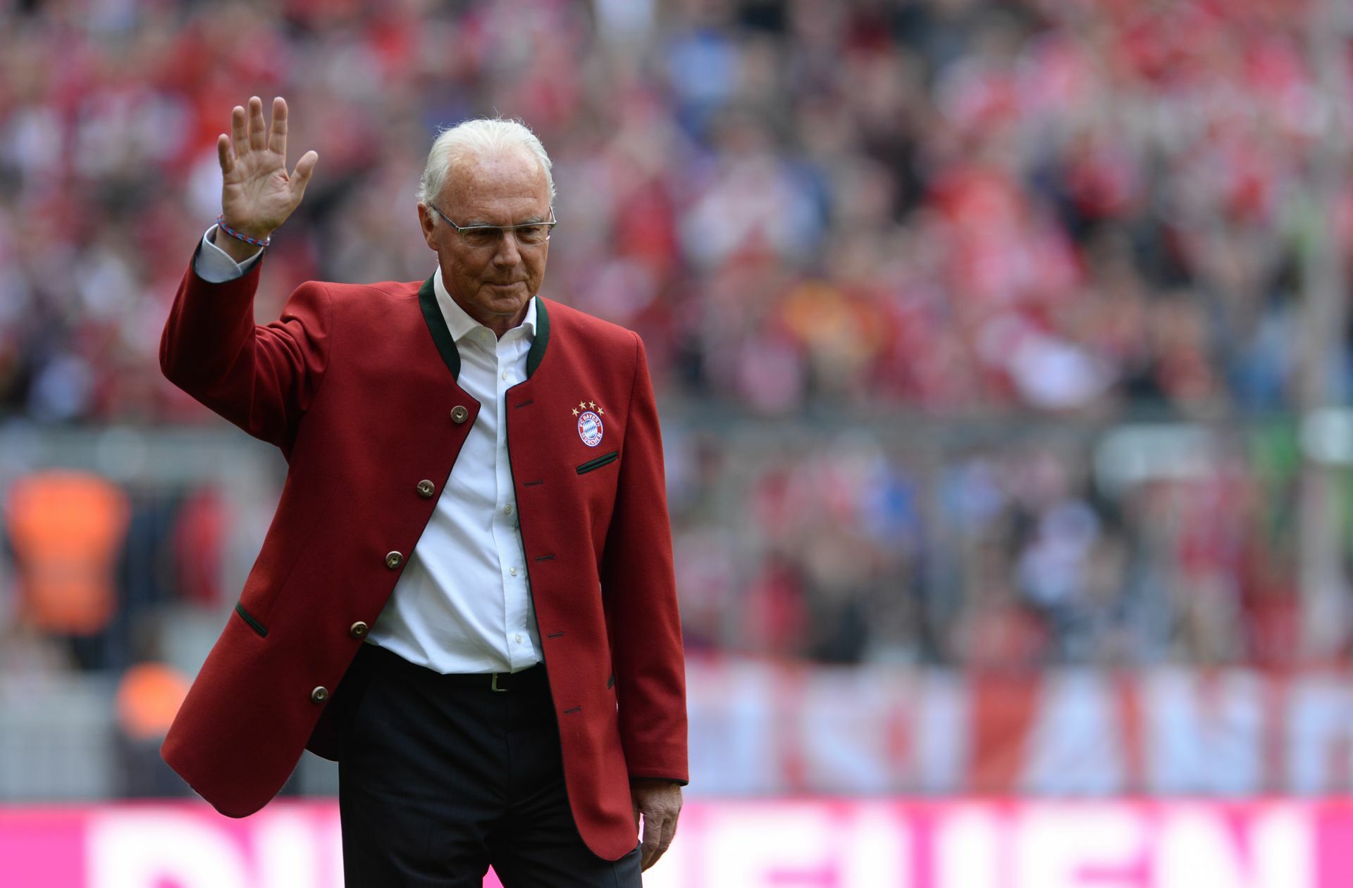 Es grüßt – der Kaiser, zum 75. Geburtstag