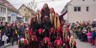 Fasnets-Höhepunkt an diesem Wochenende ist der große Ehninger Umzug am Sonntag ab 13.31 Uhr. Bild: Dettenmeyer/Archiv