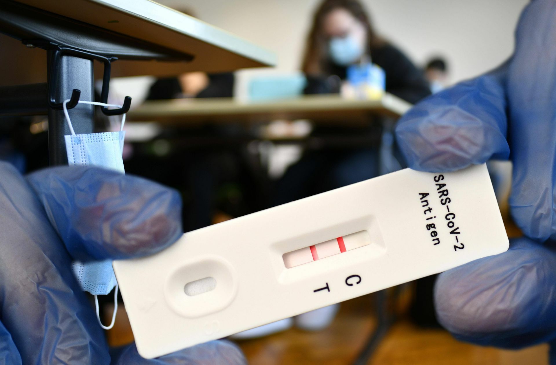 Ist ein positiver Schnelltest in der Schule ein Fall für die Unfallversicherung?