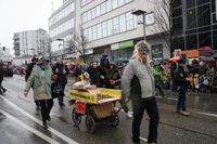 Närrisches Treiben beim Umzug als Abschluss des Leonberger Pferdemarkts.