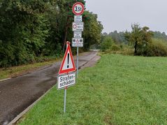 Die Straßenschäden sollen bald behoben werden.