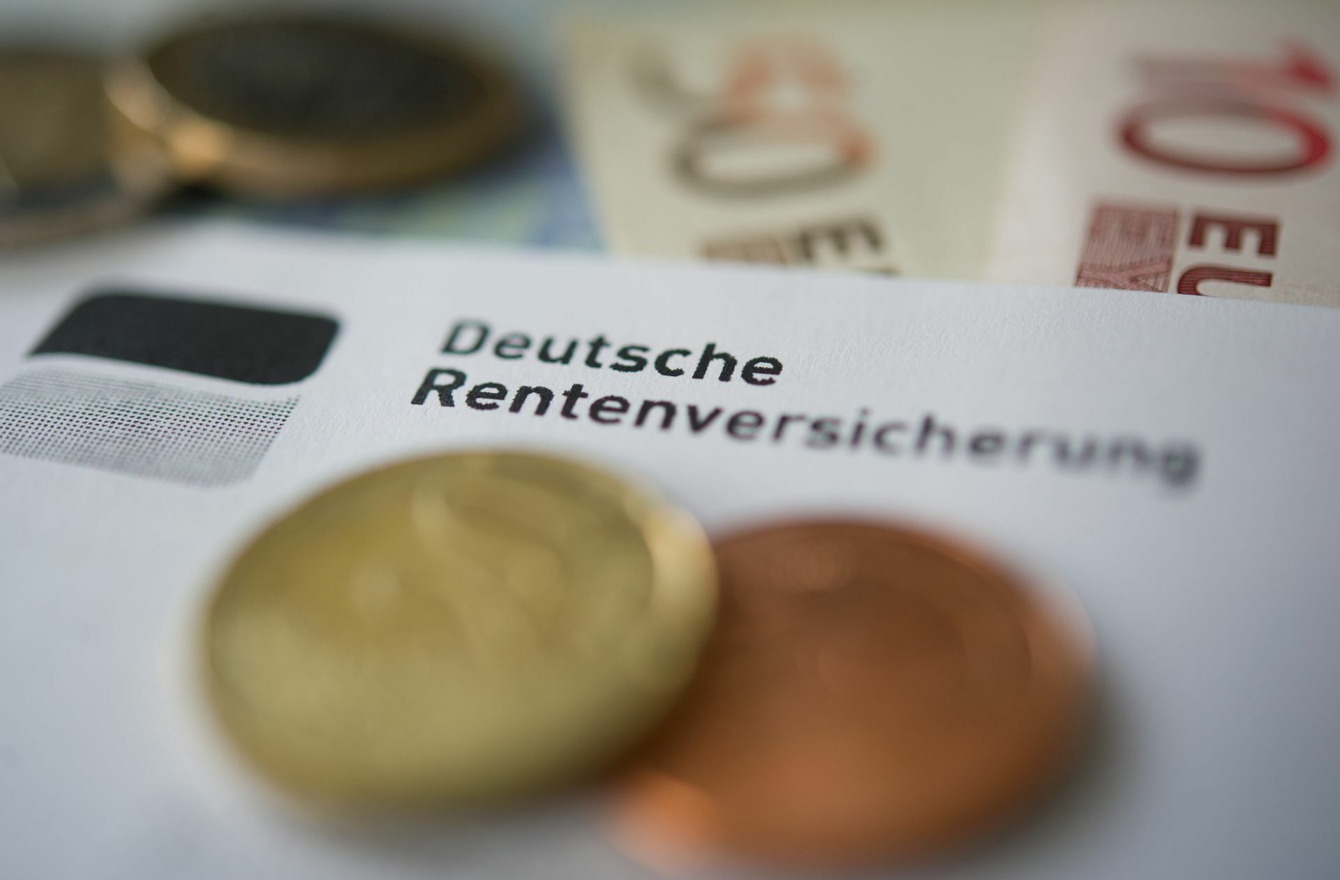 Die gesetzliche Rente ist sicher – doch langfristig drohen große Risiken.