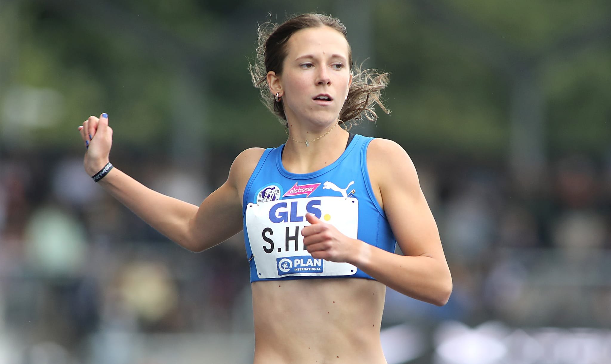 Bei den Deutschen Meisterschaften in Bochum-Wattenscheid war Sabrina Heil so schnell wie noch nie und schnappte sich den Vizemeistertitel über die 400-Meter-Hürden.