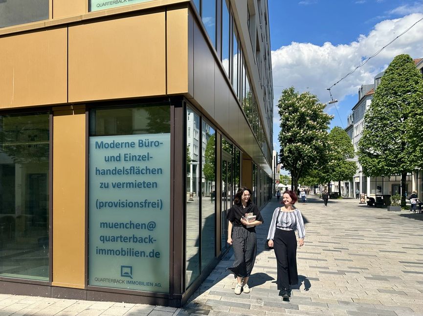 In der Bahnhofstraße gibt es noch freie Büro- und Einzelhandelsflächen.
