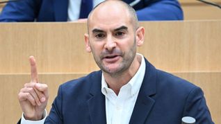 Finanzminister Danyal Bayaz provoziert mit einer Idee zur Rente die Kritik der Gewerkschaften.