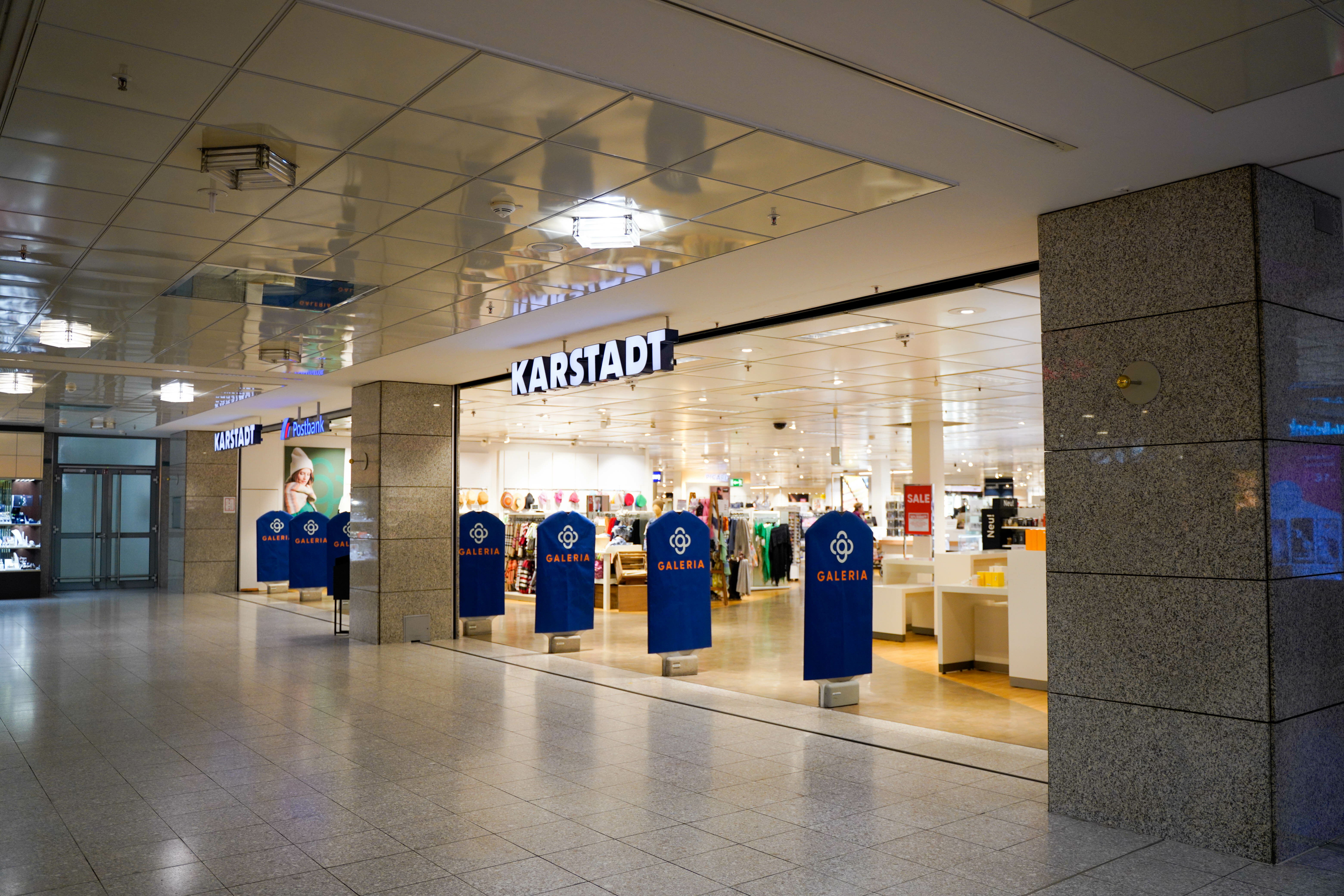 Auch die Karstadt-Filiale im Leo-Center soll geschlossen werden. Bild Dettenmeyer