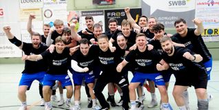 Freuen sich über den 27:23.Heimerfolg gegen Renningen und freuen sich aufs Saisonfinale beim TSV Schönaich am Samstag um 20 Uhr. Bild: photostampe