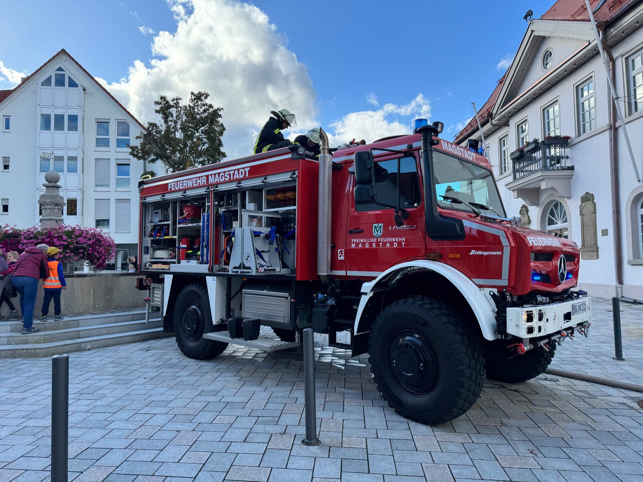 Bilder von der Schauübung der Magstadter Feuerwehr.