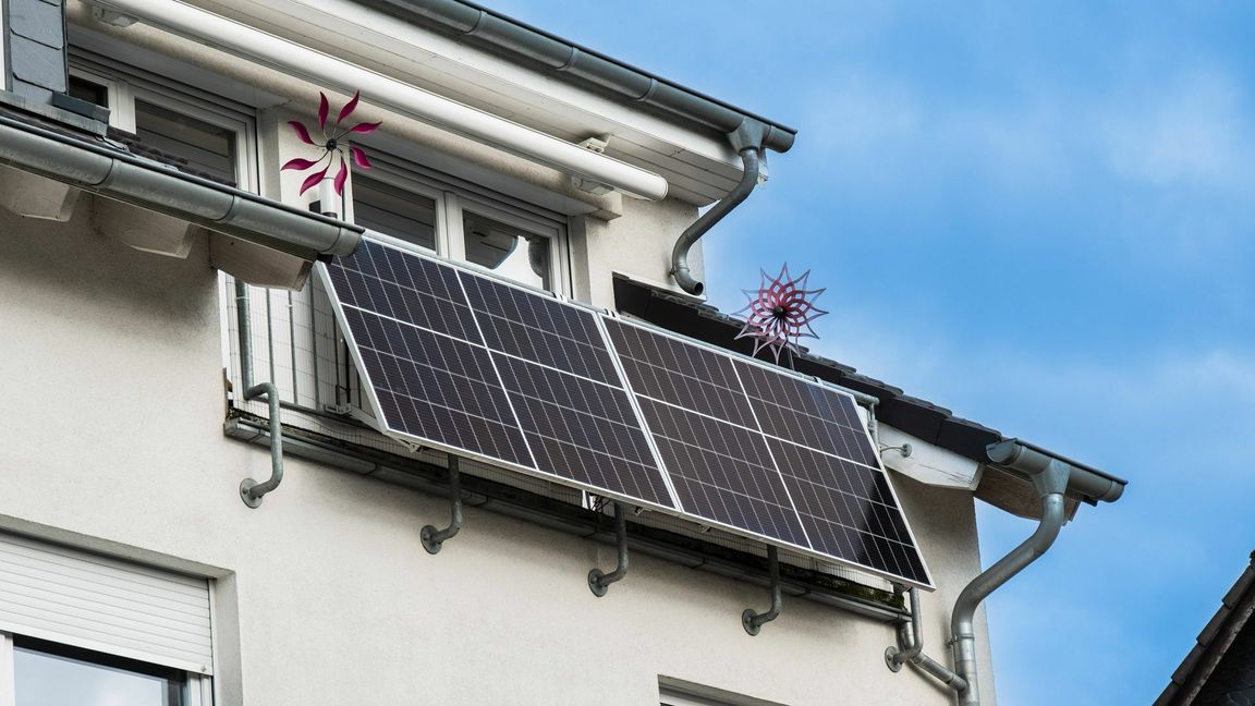 Das Balkonkraftwerk ist am 19. Januar Thema im Rechtsausschuss des Bundestags.