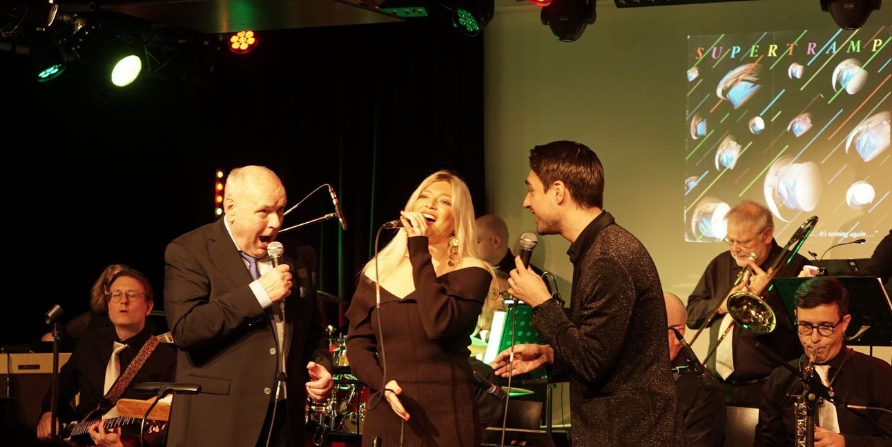 Aus dem Archiv: Die Supertrümpfe der MVS Big Band in Tutti-Aktion: Jörg Gebhardt (links), Tanja Losch und Alexander Wolff.