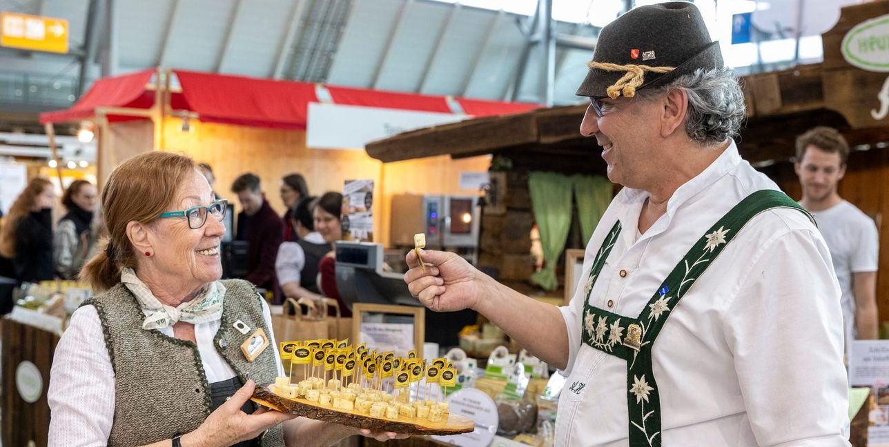 Der Markt des guten Geschmacks - die Slow Food Messe - weit mehr als ein leckeres Käsehäppchen.