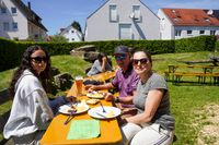Viel Spaß auf dem Backhausfest.
