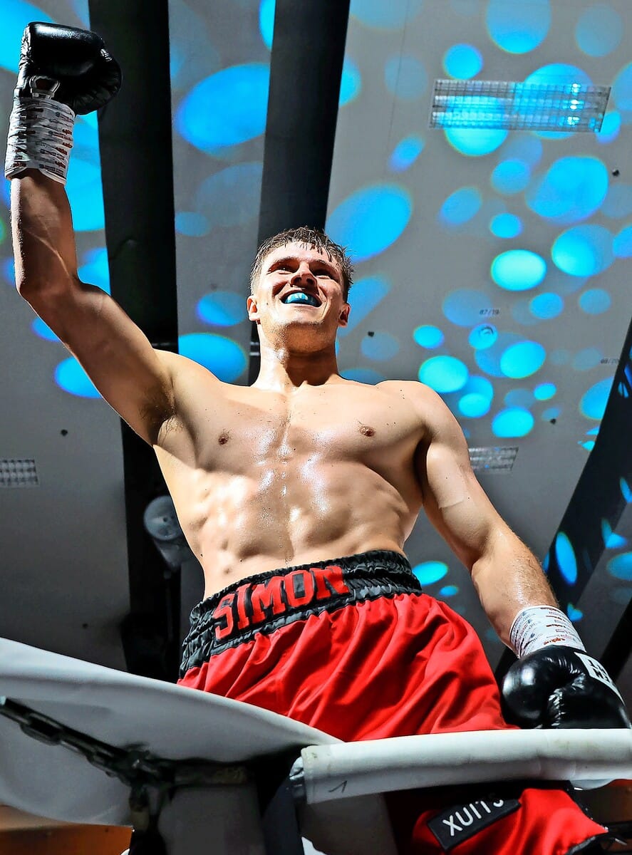 Boxer Simon Zachenhuber fordert den amtierenden Weltmeister heraus.