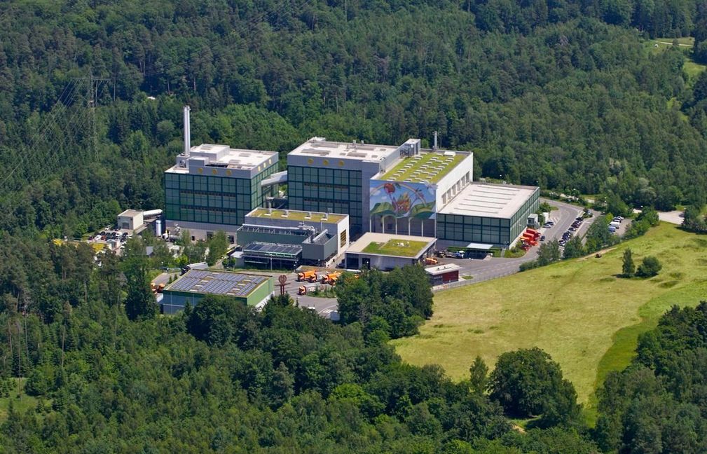 In seiner letzten Sitzung hat die Verbandsversammlung des Zweckverbandes Restmüllheizkraftwerk (RBB) beschlossen, die Planungen für eine Klärschlammverwertung am Standort des Restmüllheizkraftwerkes in Böblingen voran zu treiben.              Bild: z