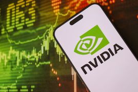 Die Nvidia-Aktie notiert aktuell bei 148 Euro. Trotz Rekordzahlen fällt der Kurs. Gründe & Ursachen im Überblick.