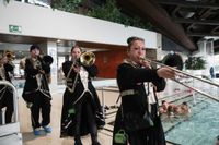 Poolparty im Sindelfinger Hallenbad