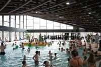 Poolparty im Sindelfinger Hallenbad
