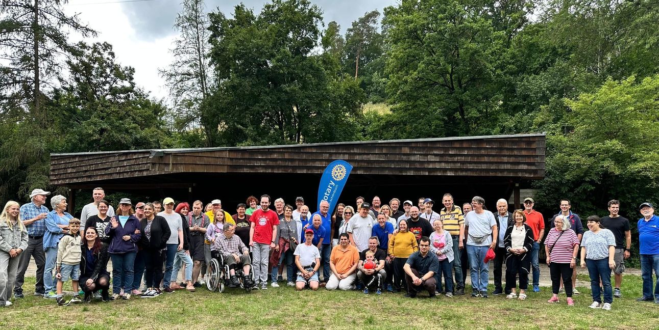 Gastgeber und Gäste hatten beim GWW-Sommerfest viel Sapß. Bild: z