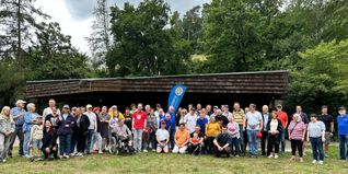 Gastgeber und Gäste hatten beim GWW-Sommerfest viel Sapß. Bild: z