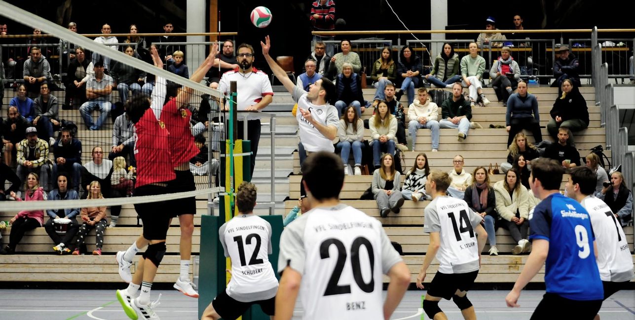 Tim Grundtner und der VfL Sindelfingen standen in Eningen auf verlorenem Posten. Bild: photostampe