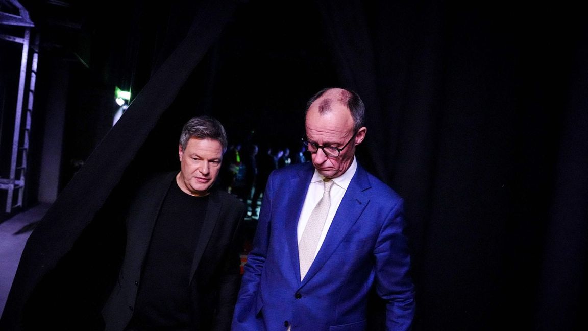 CDU-Kanzlerkandidat Merz sieht Grünen-Kandidat Habeck nicht in einem von ihm geführten Kabinett. (Archivbild)