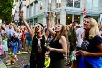 Voller Marktplatz und klasse Stimmung beim zweiten Abend von "Sindelfingen rockt mit der Band "True Collins".