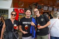 Voller Marktplatz und klasse Stimmung beim zweiten Abend von "Sindelfingen rockt mit der Band "True Collins".