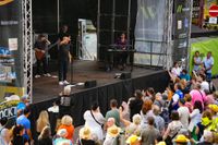 Voller Marktplatz und klasse Stimmung beim zweiten Abend von "Sindelfingen rockt mit der Band "True Collins".