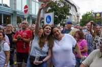 Voller Marktplatz und klasse Stimmung beim zweiten Abend von "Sindelfingen rockt mit der Band "True Collins".