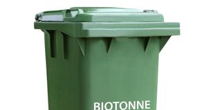 In die Biotonne gehören nur Bioabfälle. Bild: Achim  Banck/Adobe Stock