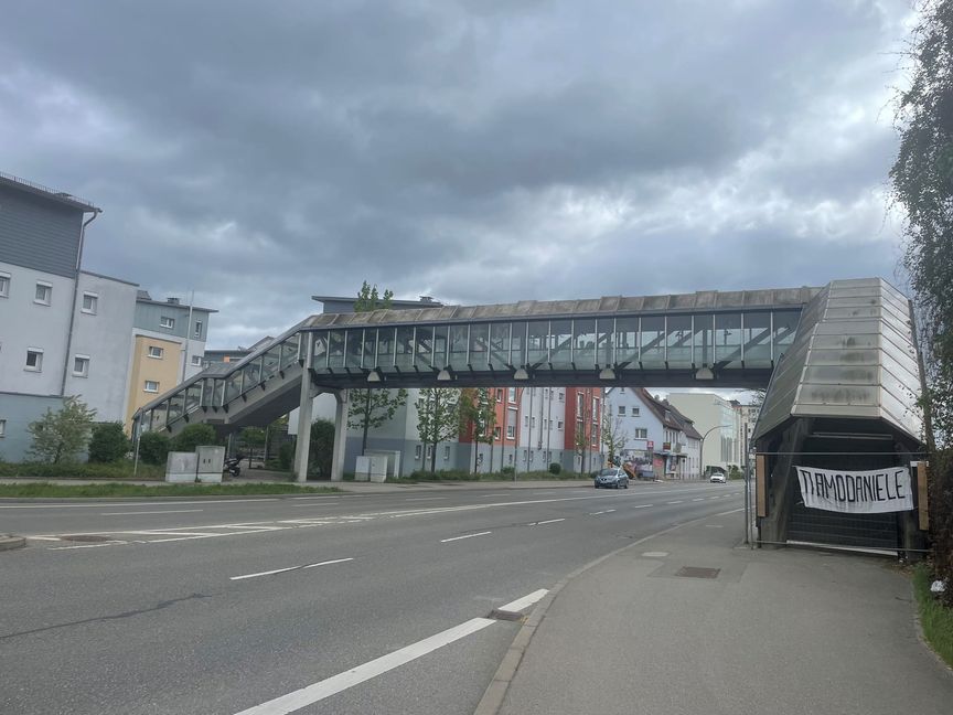 Der Daimler-Steg kommt weg.