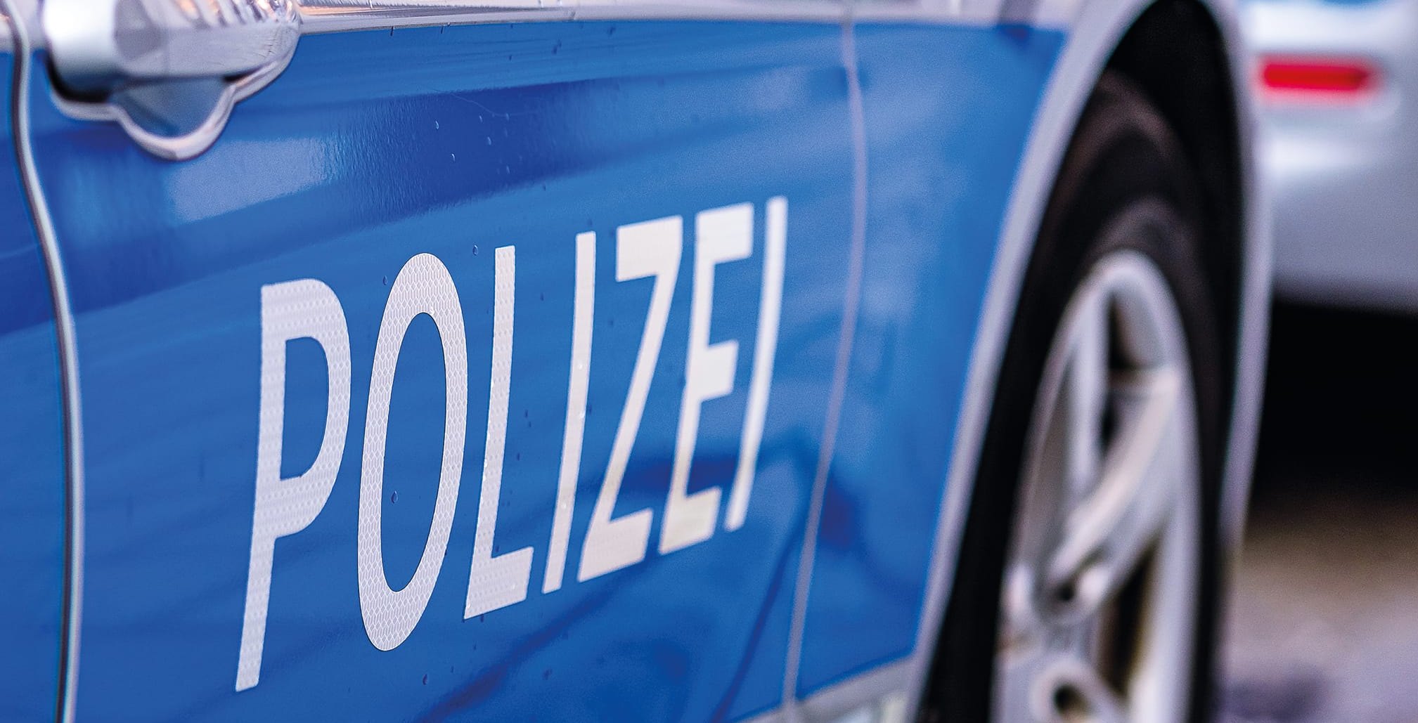 Die Polizei sucht Zeugen, die etwas beobachtet haben.