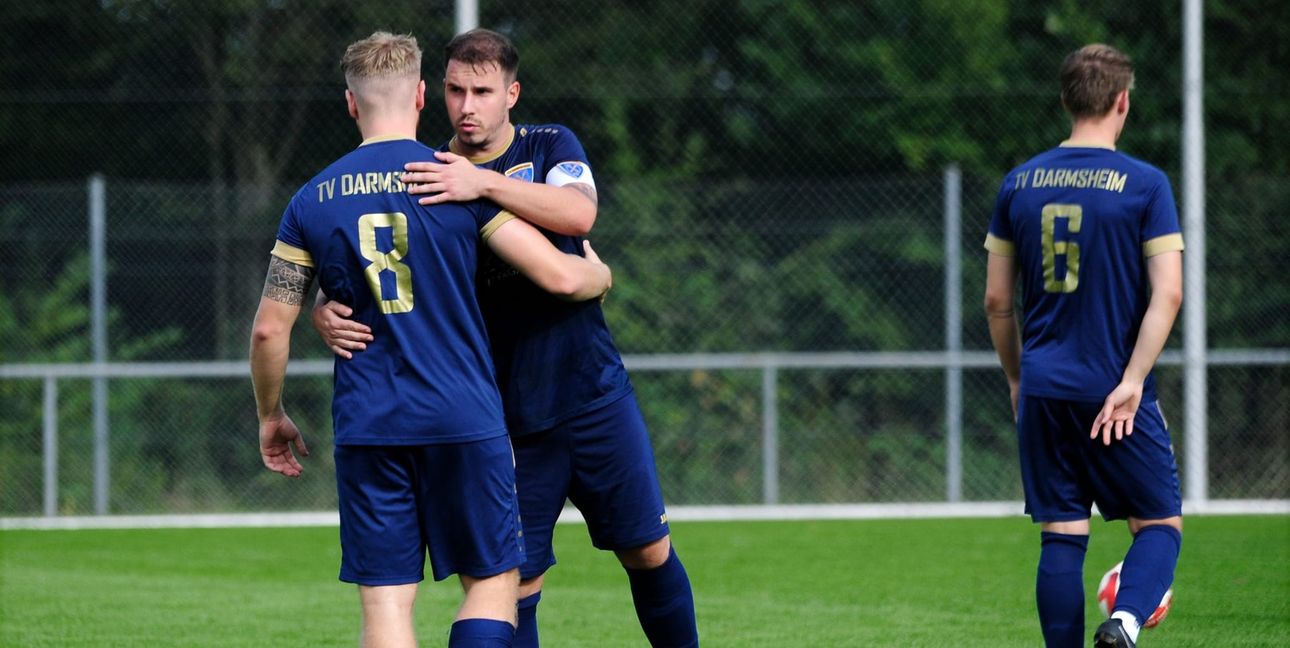 Kopf hoch: Simon Lindner und Nico Krägeloh stützen sich gegenseitig.Bild: Photostampe