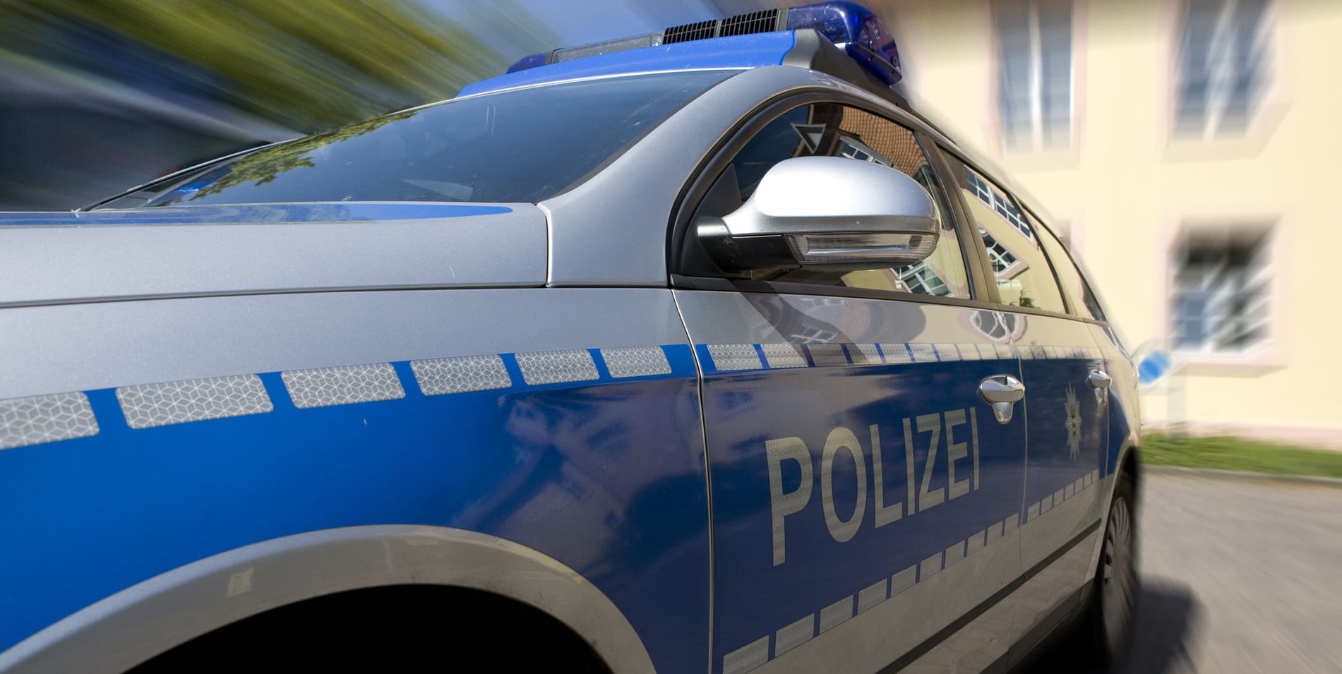 Die Polizei sucht Zeugen.