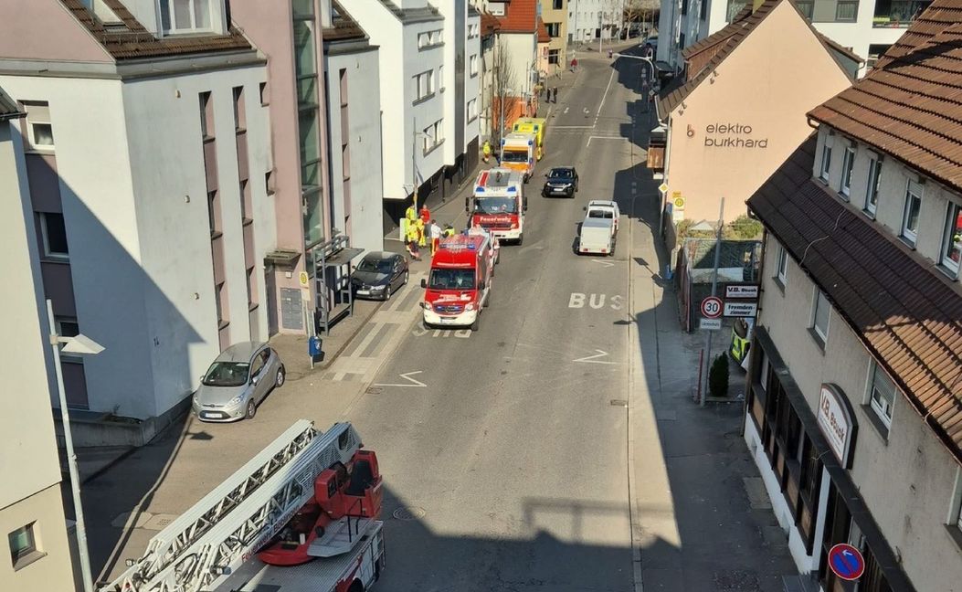Schwarzer Rauch und merkwürdiger Geruch haben am Samstagvormitag die Böblinger Feuerwehr auf den Plan gerufen.