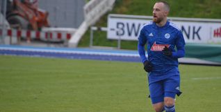 Tobias Kubitzsch und der VfL Sindelfingen unterliegen beim Tabellenletzten FV Sontheim/Brenz mit 0:1.	Bild: Zvizdiç