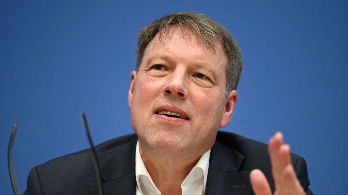 Wissenschaftler Bach rät zu "Augenmaß".