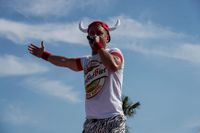 Mallorca total: Prima Stimmung auf dem Flugfeld.