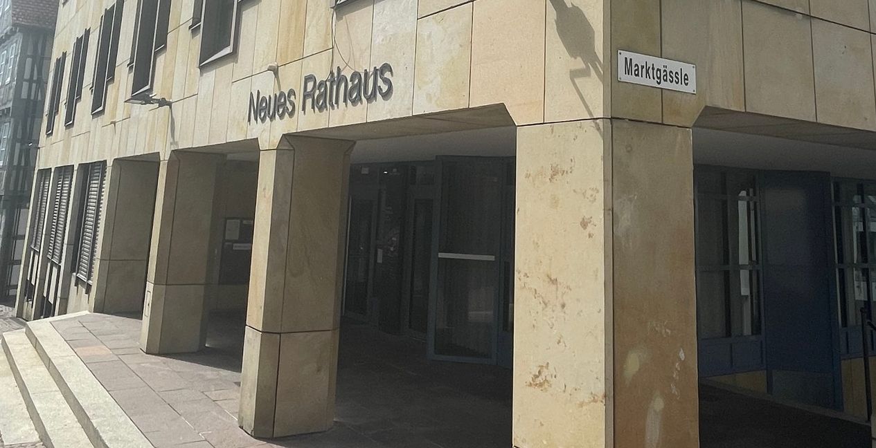 Im Böblinger Rathaus sollen die Personalkosten auf 75 Millionen Euro gedeckelt werden.